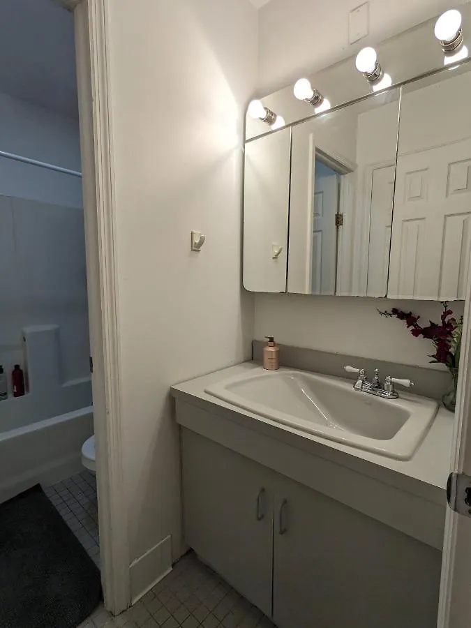 Homestay Cozy Room At Great Townhouse In Williamsburg New York United States